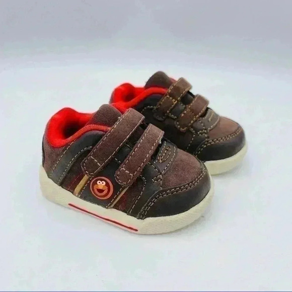 Sesame Street Elmo Baby Sneakers - Picture 1 of 6